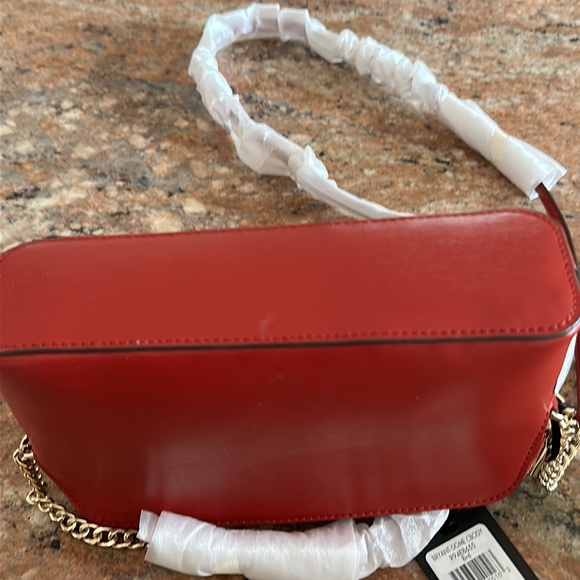 DKNY crossbody bag, Red New with tags - Picture 4 of 5